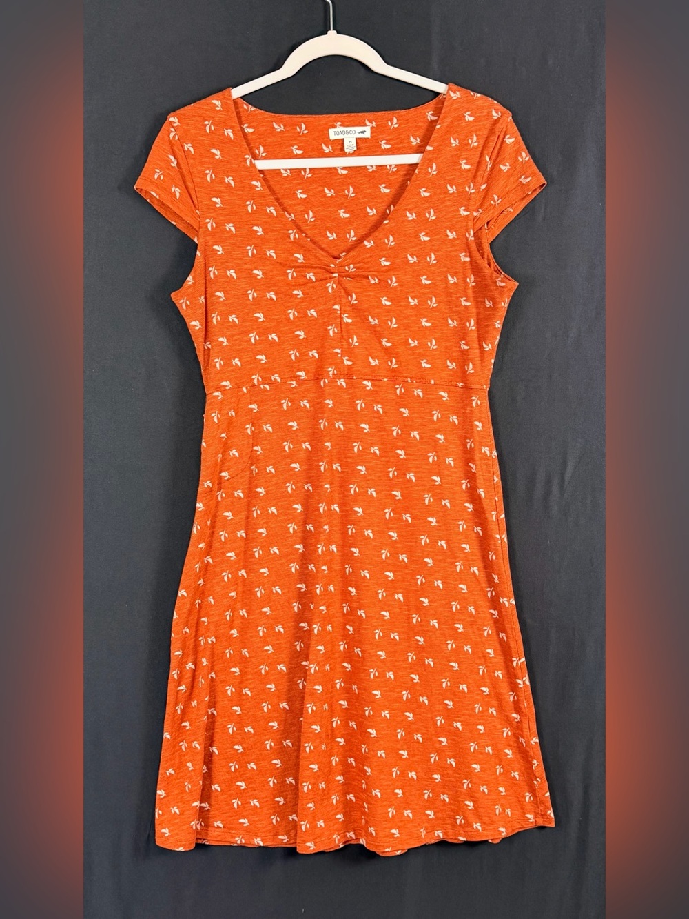 Toad&Co Orange V-Neck Midi Dress with White Leaf Print Tencel Organic cotton - Picture 6 of 12